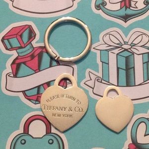 Tiffany and Co XXL return to Tiffany heart tag